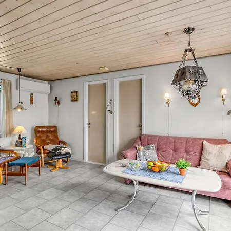 Jonnhild - 700m From The Sea By Interhome Oksbøl