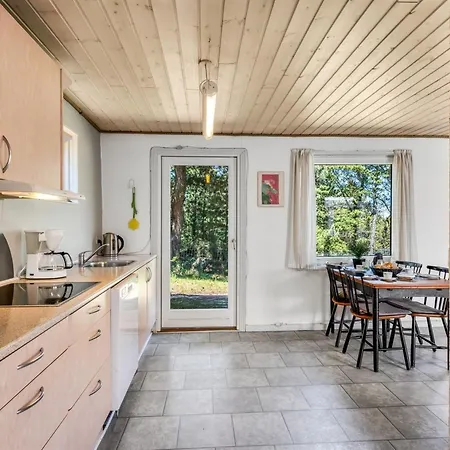 Jonnhild - 700m From The Sea By Interhome *
