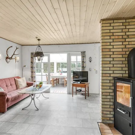 Jonnhild - 700m From The Sea By Interhome * Oksbøl